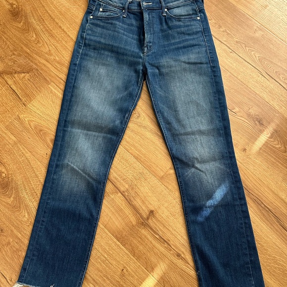 COPY - Mother Mid Rise Dazzler Ankle Fray - Picture 4 of 6